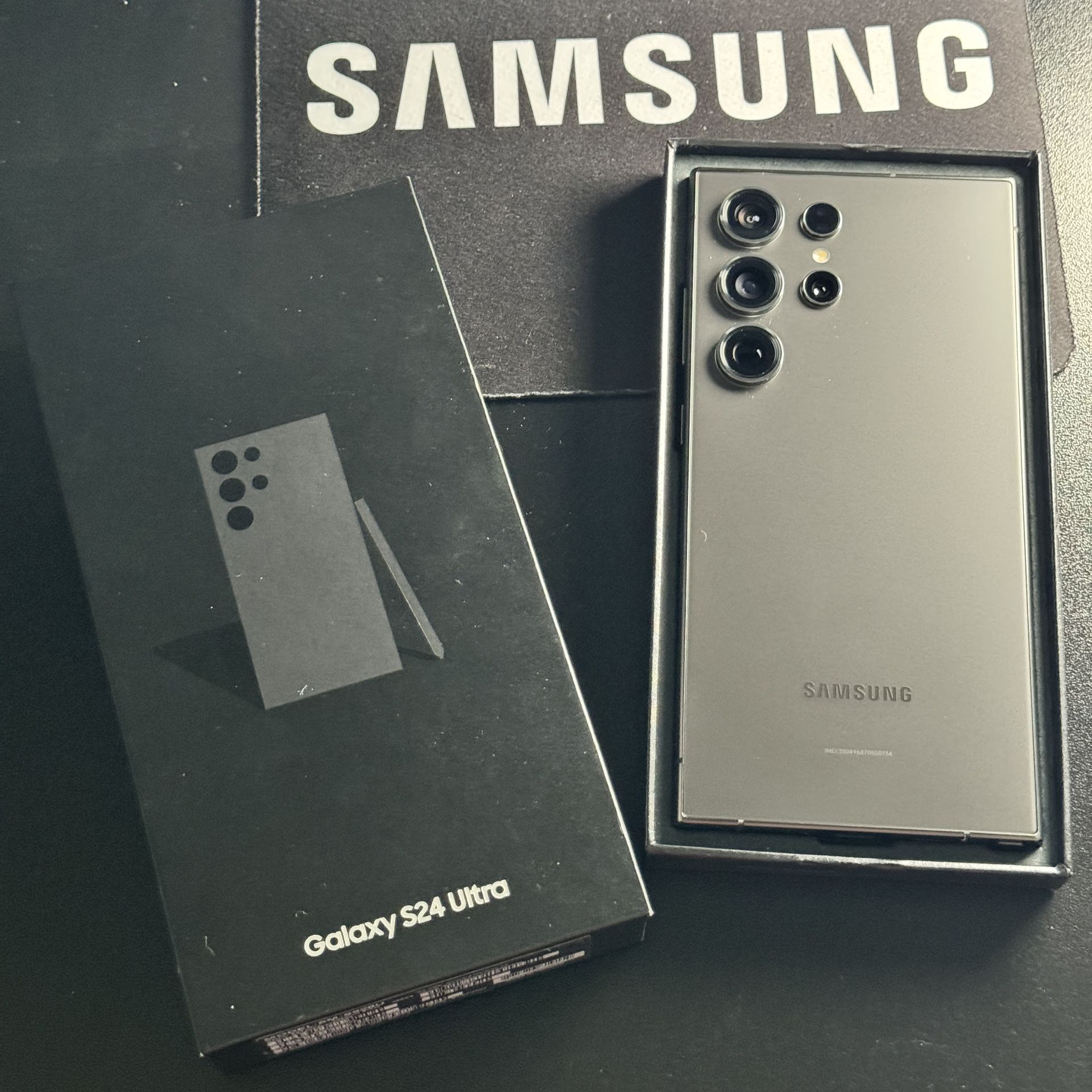 Samsung Galaxy S24 Ultra 256GB - UNLOCKED