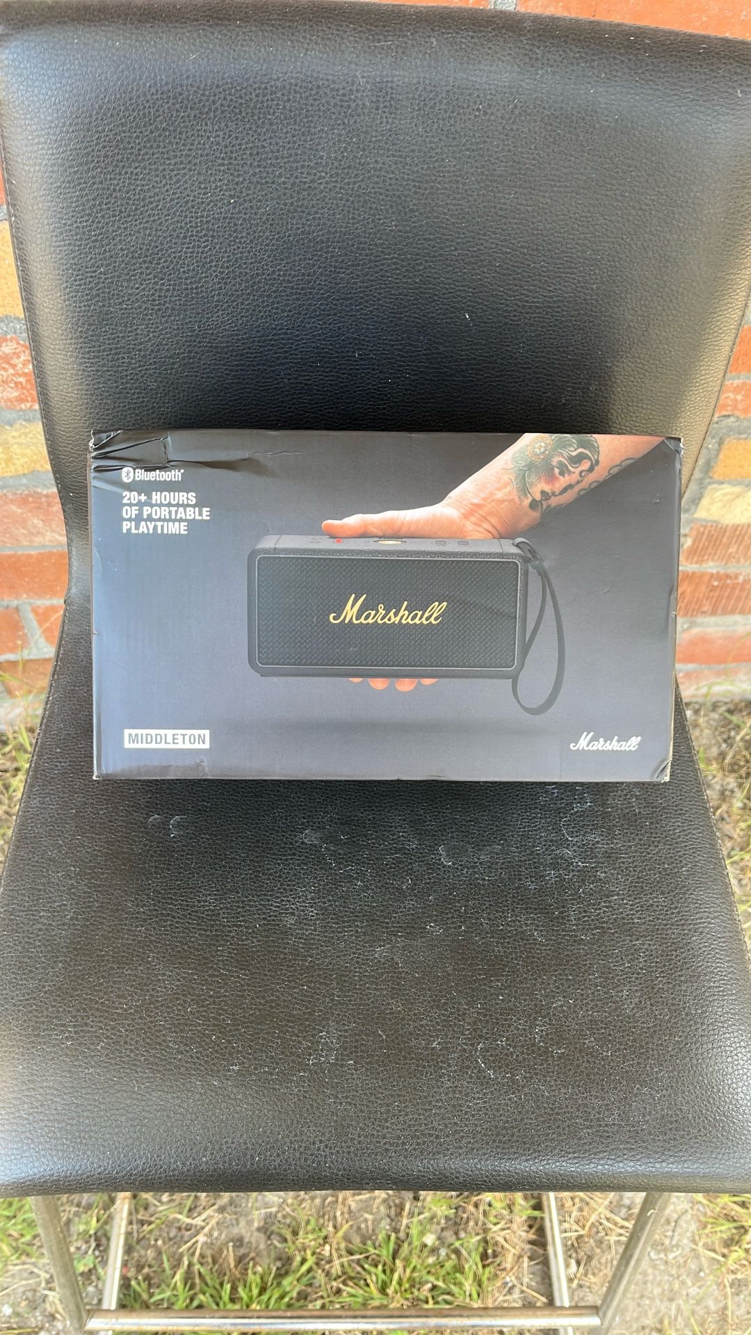 Marshall Middleton Portable Bluetooth Speaker