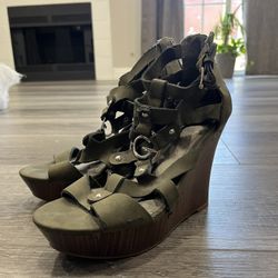 women’s heels
