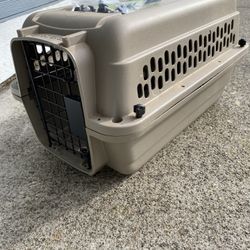  Small Pet Crate /Carrier  -FREE