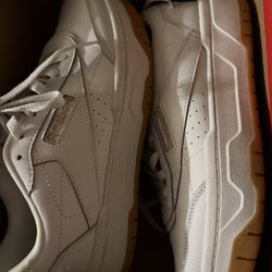 Women’s Reebok’s 