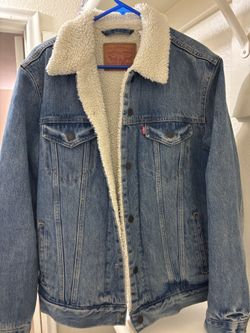 Levis M Sherpa Trucker Jacket