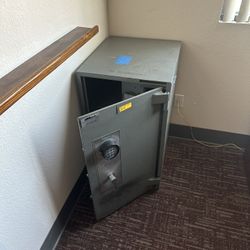 Heavy Duty Safe