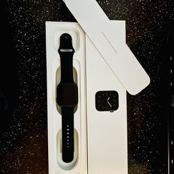 Space Gray Apple Watch New