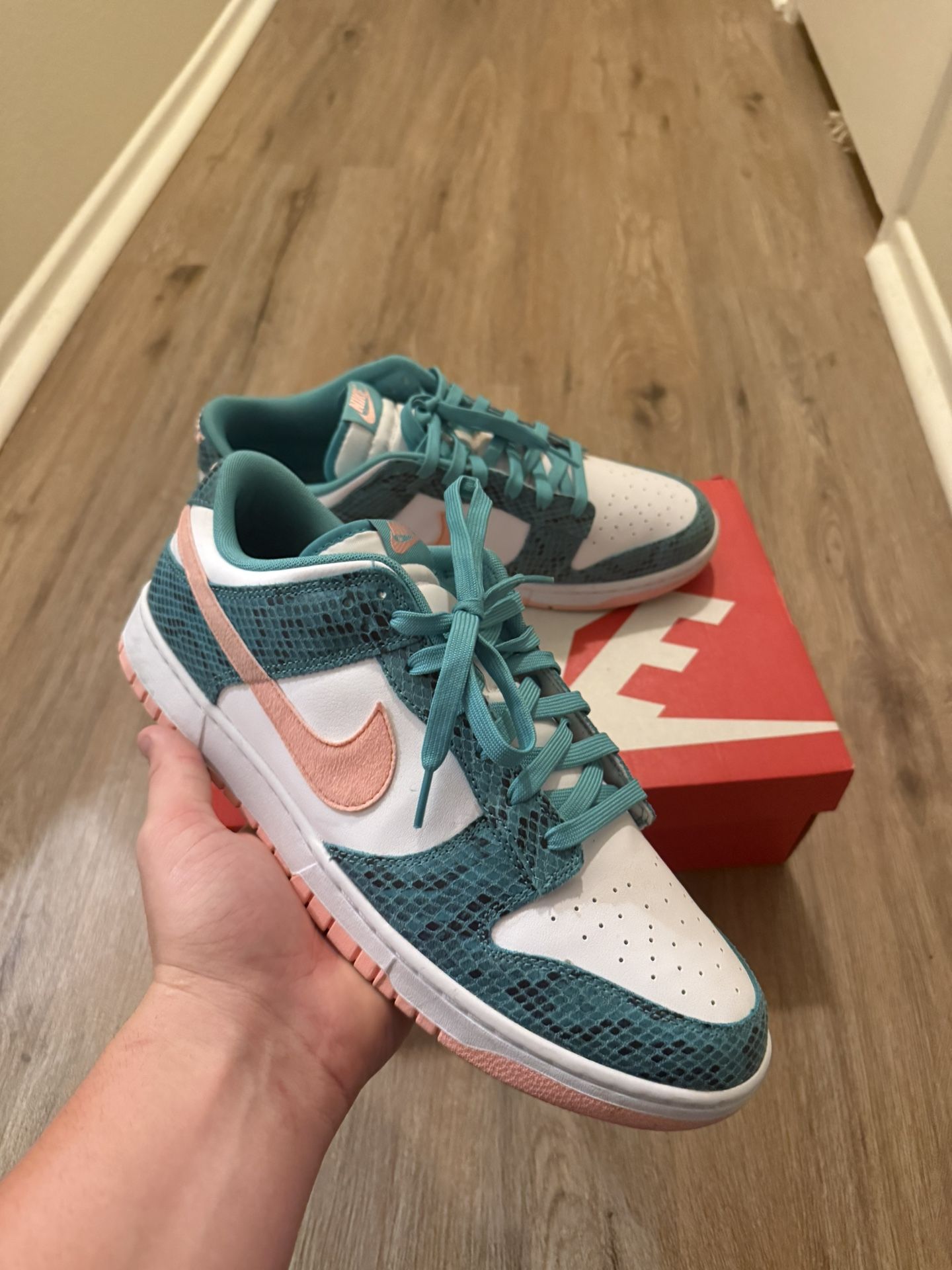 Nike Dunk Coral