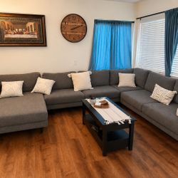 Gray L-Shaped Sectional Sofa – Great Condition
