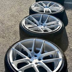 NICHE 20 Inch Staggered Aggressive Rims 5x114 