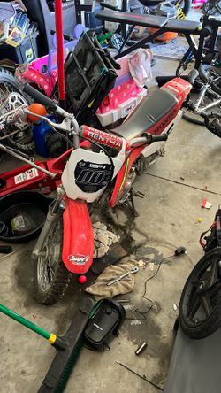 70 Honda dirtbike