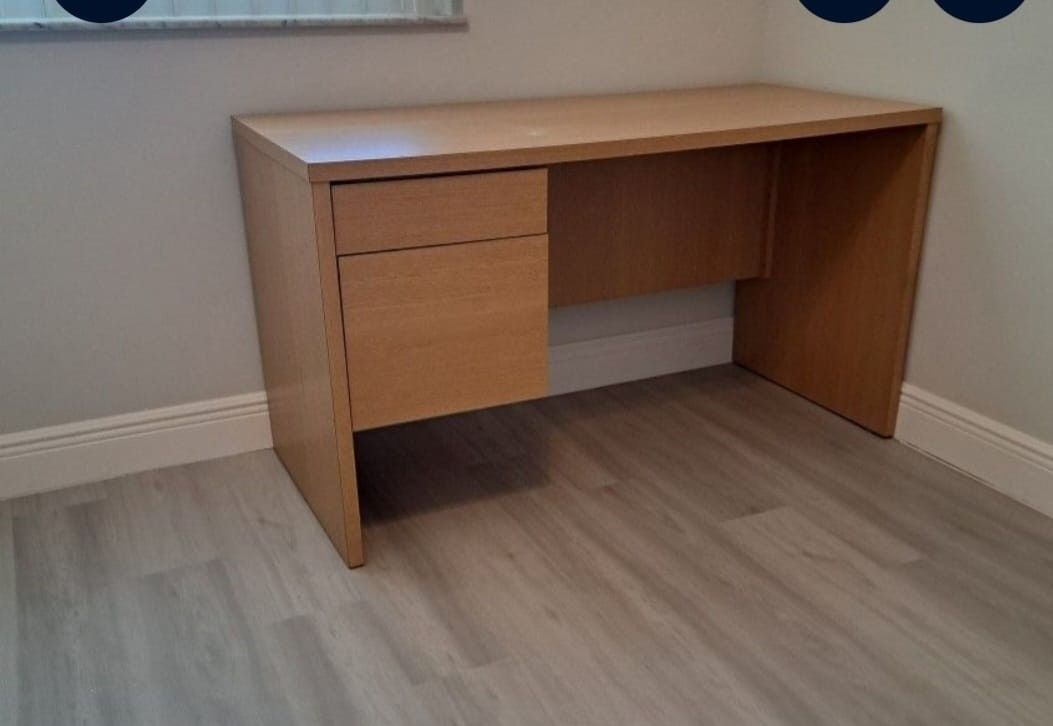desk 20 x 44