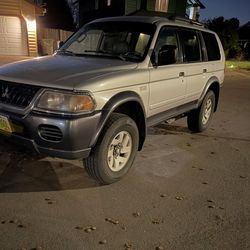 Mitsubishi Montero Sport