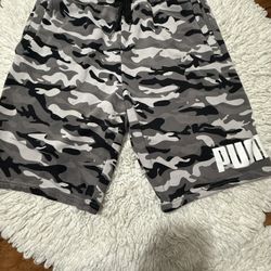 PUMA MENS COTTON CAMO SHORTS SIZE LARGE