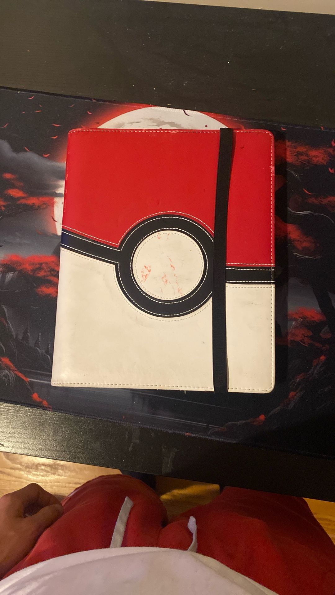 pokemon / yugioh card collection 