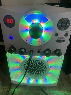 Singing Machine Karaoke Machine  With CD Player