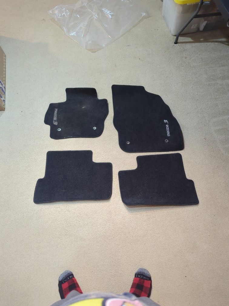 2010-2013 Mazda 3 Carpet Floor Mats