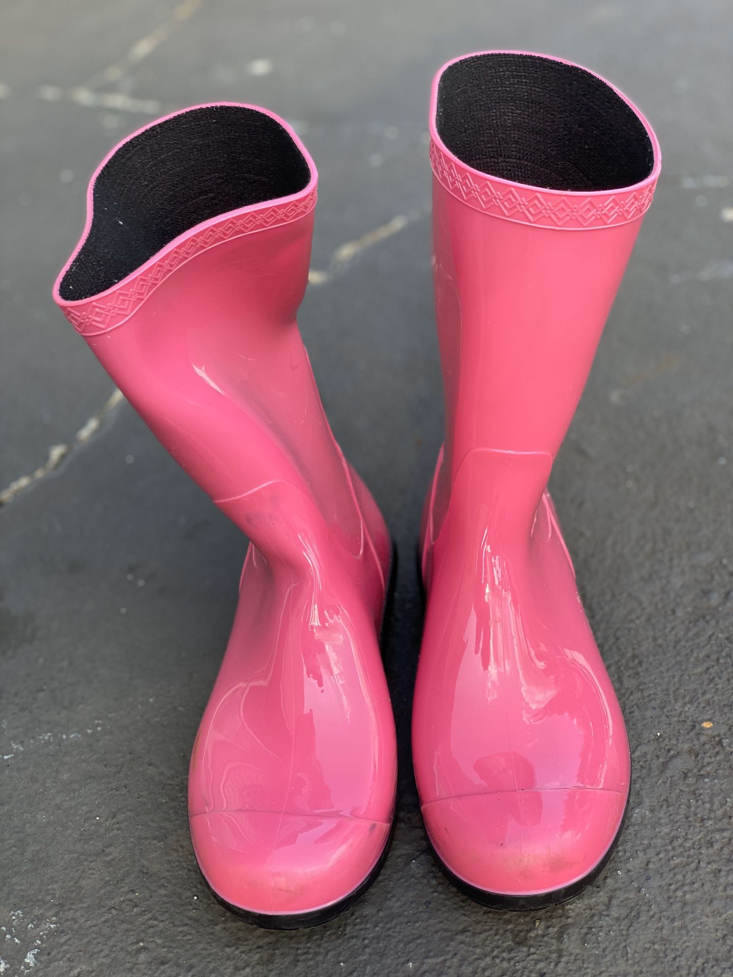 Big Girls-UGG rain boots