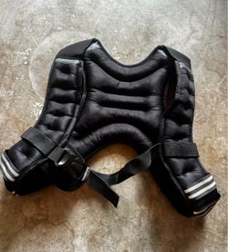 Title: 12 lb Adjustable Weighted Vest – Black