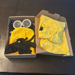 Size Small Minion Costume