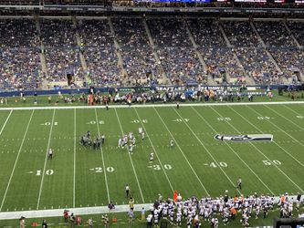 Seahawks vs. Oakland Raiders Section 311, Row FF - 25 yard line, right on the aisle!