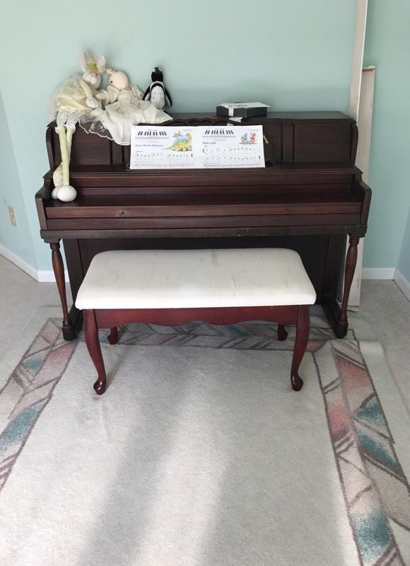 Weaver piano and seat