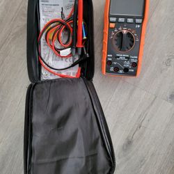 *NEW*  KLEIN TOOLS Digital Multimeter