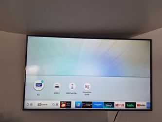 55" Samsung Flat Screen Smart TV