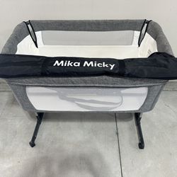 Mika Micky Bassinet 