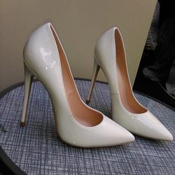 Elizabet Lang Heels