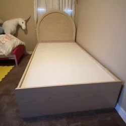 Twin Bed Set