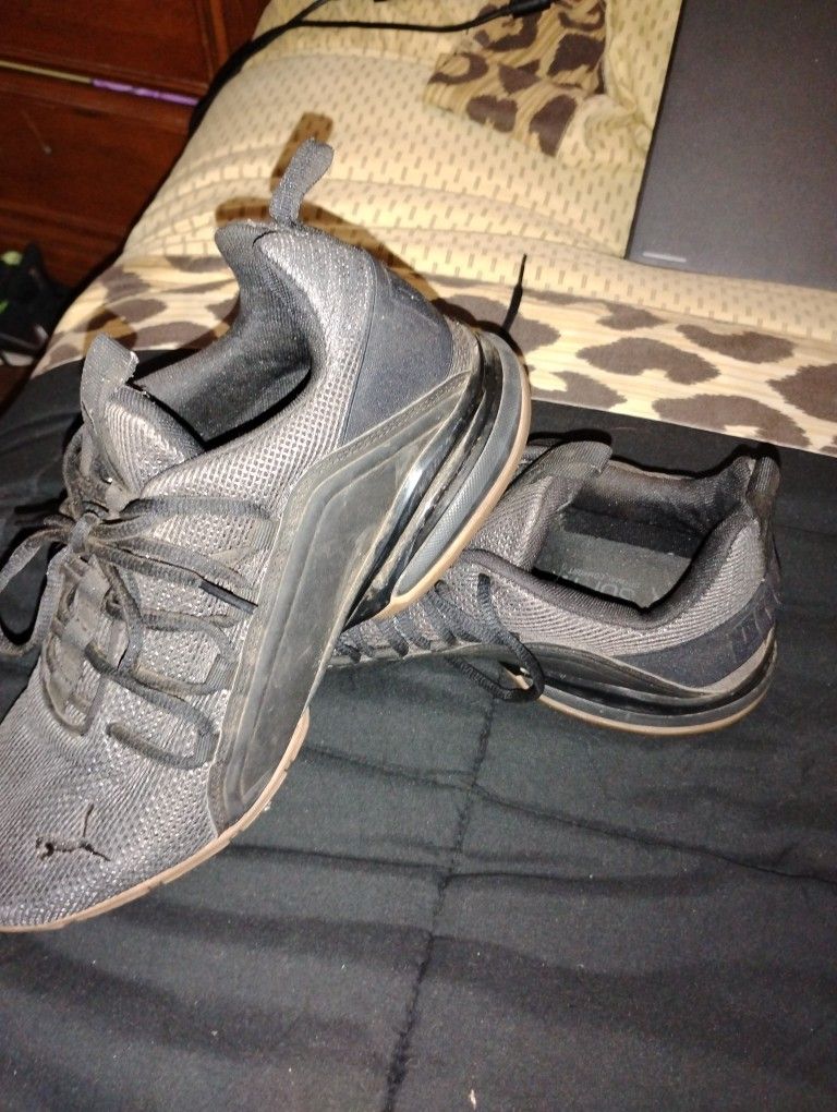 Puma Axelion Mesh Sneakers