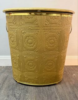 Vintage 1950’s Detecto MCM Hamper