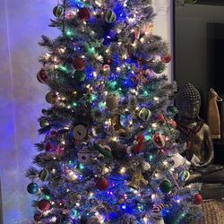 🎄 Beautiful 7 ft Christmas Tree – Complete Set – $80 🎄