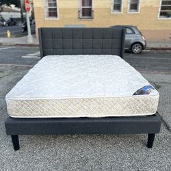 Beautiful Queen Bed Frame With Mattress 