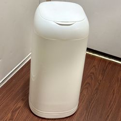 Diaper Pails For Sale  