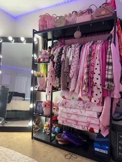 Clothing rack