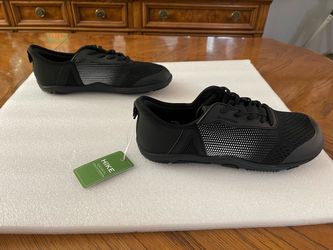 NWT Hike Footwear HF Stride Shoes - Women’s Size 10 - 10.5 Black