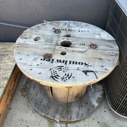Free Wooden Box Stand & Wooden Stool