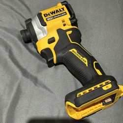 Dewalt 20V MAX Cordless Brushless Compact 1/4 in. Impact Driver (Tool Only)