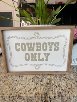 Cowboy party decor