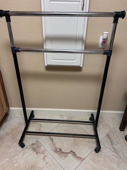 Double Bar Rolling Clothes Rack