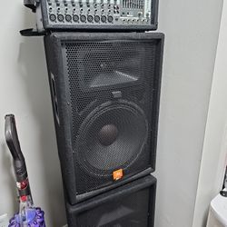 PA Speakers And PA head