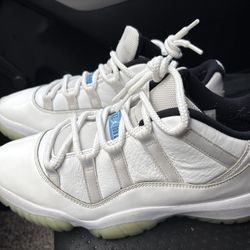 Jordan 11s Retro Legend Blue