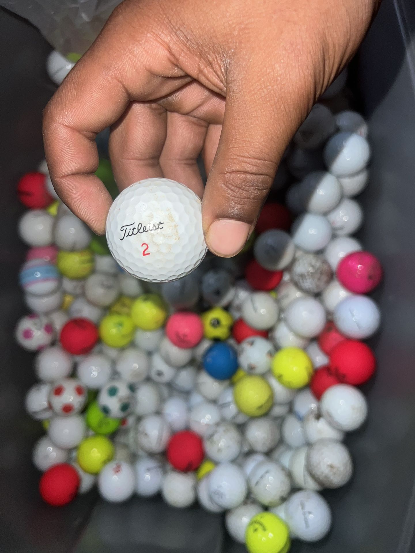 Titleist And Callaway Golf Balls(over 500 Available In different Colors)