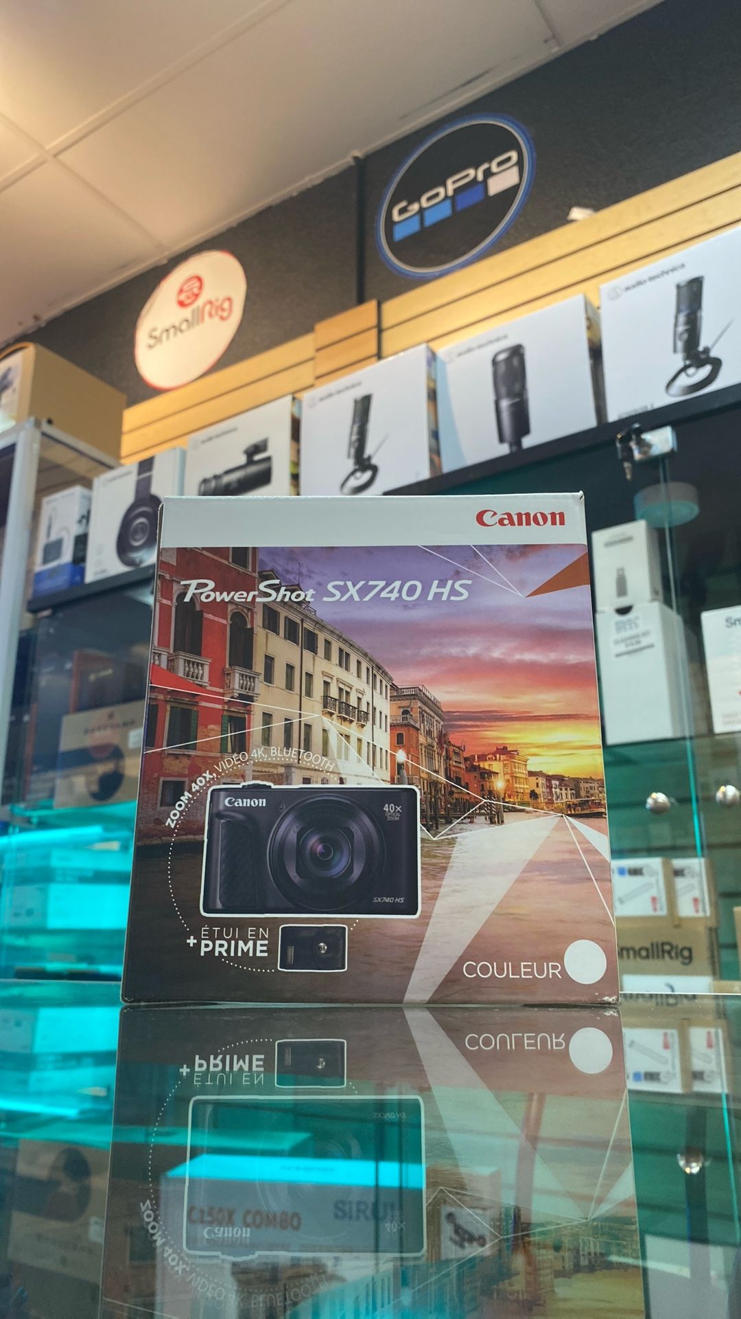 Canon Powershot SX740 HS With Canon Bag