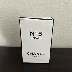 Chanel perfume