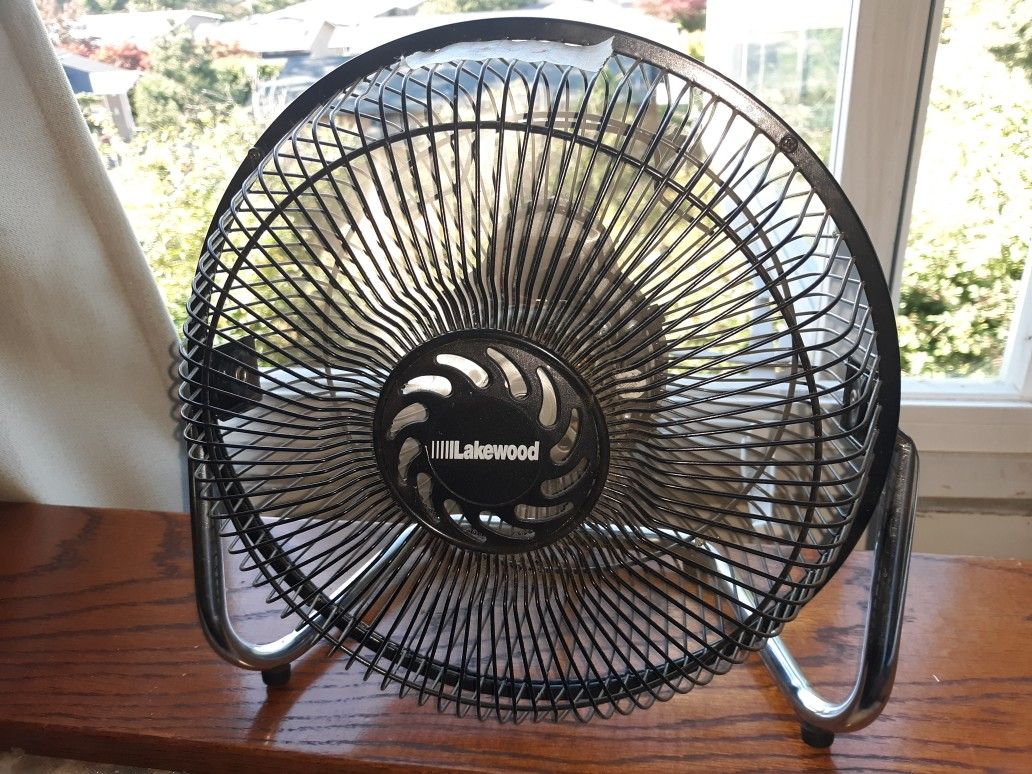 10 Inch Fan Black With Chrome High Powered For The Size Nice Breeze Air Conditioned