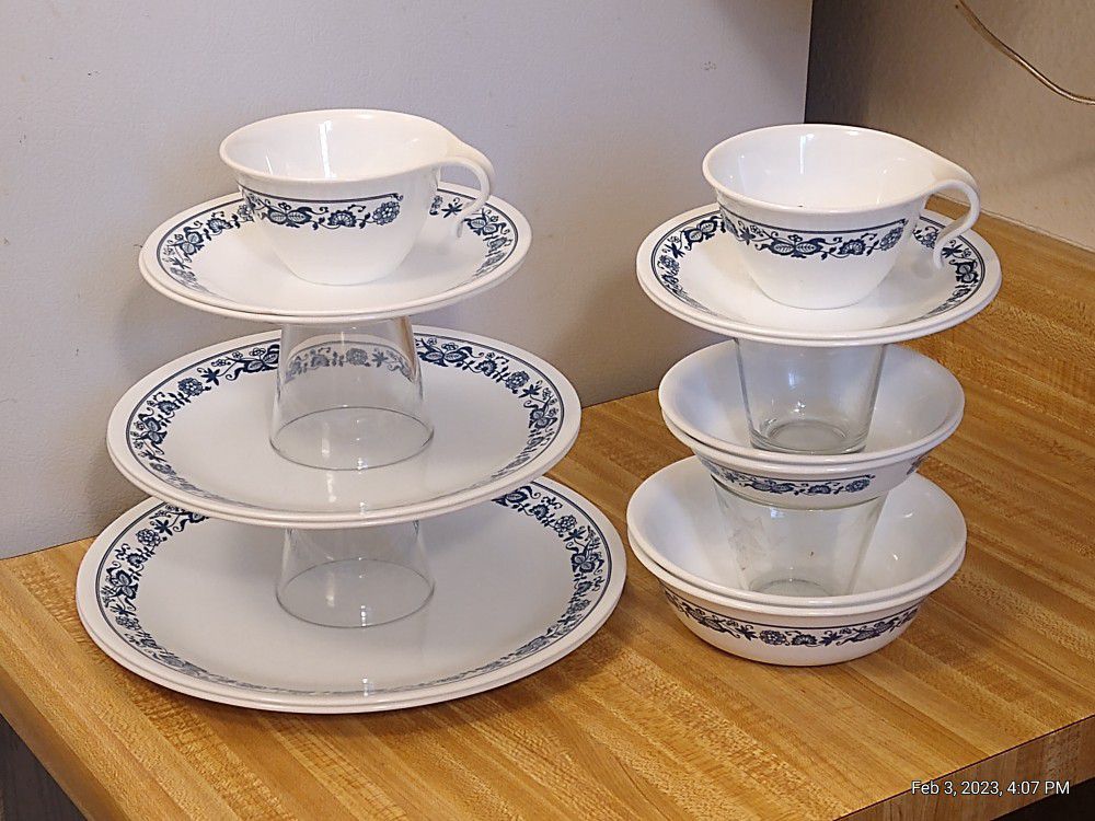 Vintage Corelle by Coming Old Town Blue Onion Dinnerware.