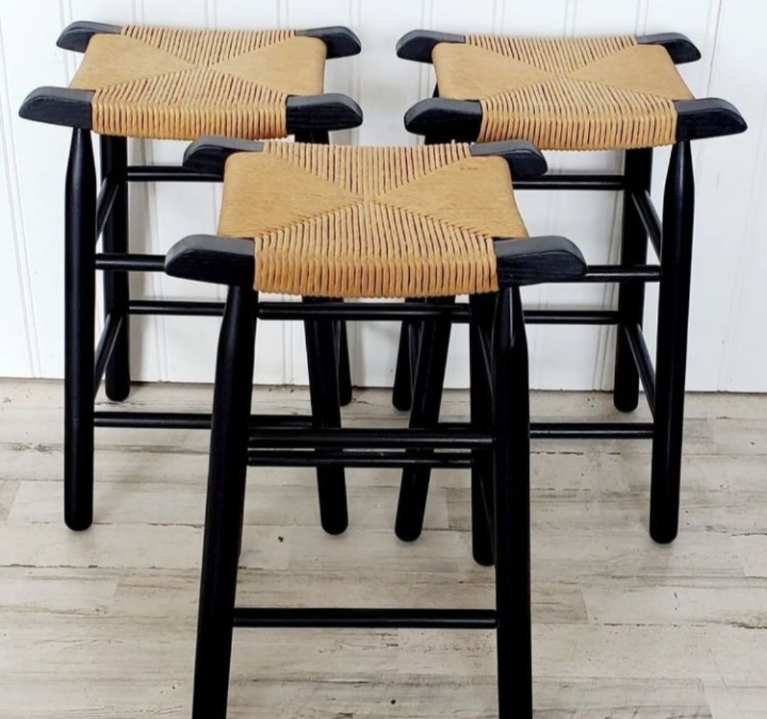 Stools qty 3