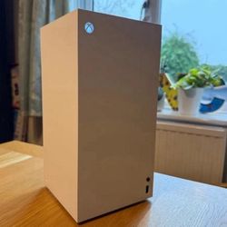 Xbox Series X White Version 