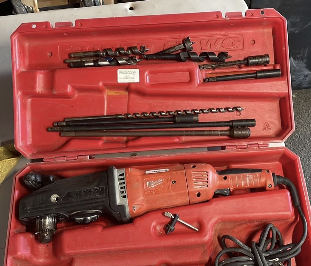 Milwaukee 1680-21 1/2" Super Hawg Corded Drill with Carrying Case, drills and Extensions