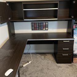 U Shaped Desk 